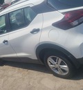 nissan kicks 1 6l