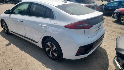 hyundai ioniq 1 6l